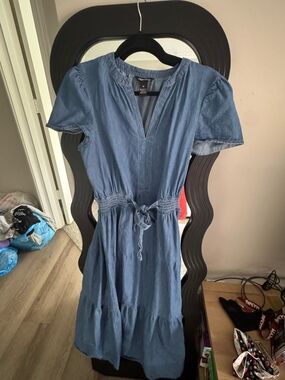 Chambray Tie-Waist Midi Dress in Light Blue